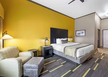 Best Western Plus Emerald Inn & Suites hotel thumbnail 8