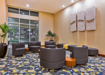 Hampton Inn & Suites Downtown Owensboro/Waterfront hotel thumbnail 3