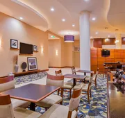 Hampton Inn & Suites Downtown Owensboro/Waterfront hotel detail image 4