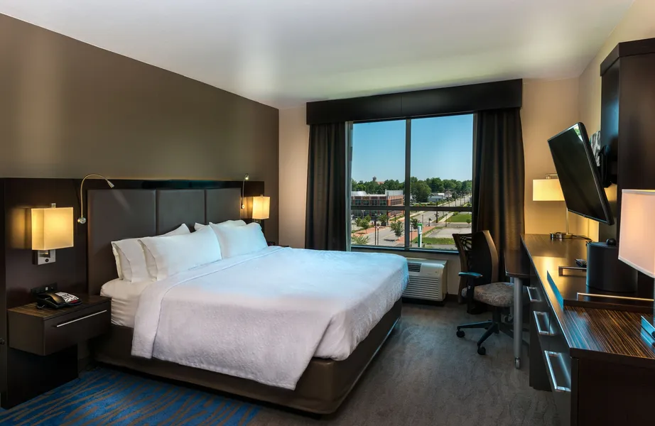 Holiday Inn Owensboro Riverfront by IHG hotel detail image 2