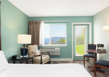 Fireside Inn & Suites - Belfast hotel thumbnail 6