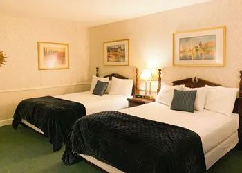 Cedar Crest Inn hotel thumbnail 4