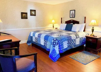 Cedar Crest Inn hotel thumbnail 5