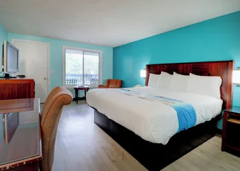 The Majestic Regency Resort hotel thumbnail 8