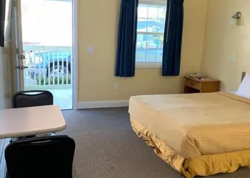 Brookside Inn & Cottages hotel thumbnail 5