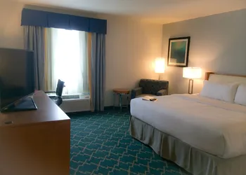 Holiday Inn Express & Suites West Ocean City by IHG hotel thumbnail 3