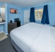 Commander Beach House Hotel hotel detail image 7