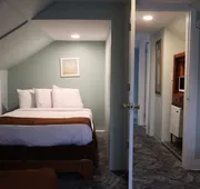 The Burgundy Inn hotel detail image 4