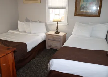 The Burgundy Inn hotel thumbnail 5
