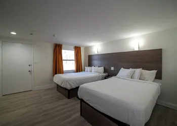 Viking Shores Motor Inn hotel thumbnail 7