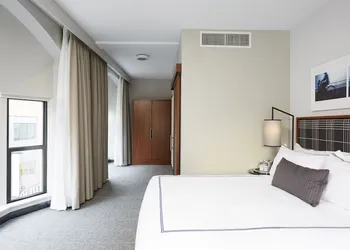 The Godfrey Hotel Boston hotel thumbnail 7
