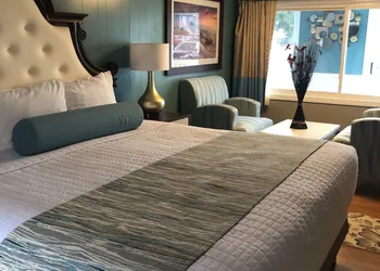 SeaCoast Inn hotel thumbnail 4