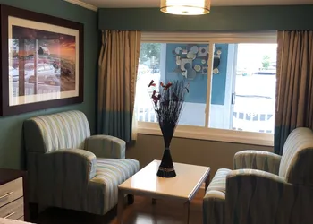 SeaCoast Inn hotel thumbnail 5