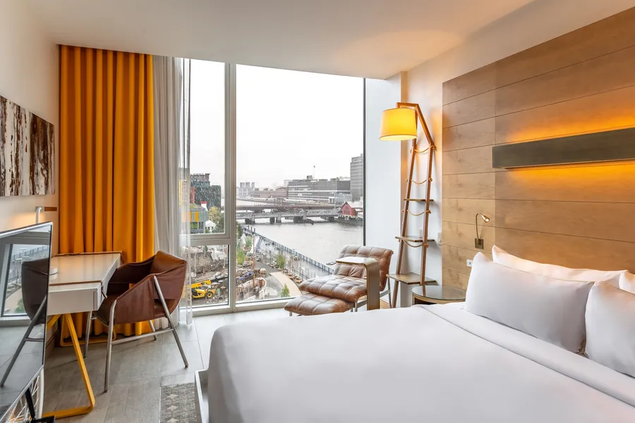 The Envoy Hotel, Autograph Collection hotel detail image 6