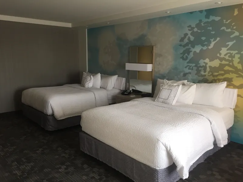 Courtyard Bay City hotel detail image 6