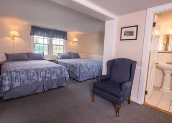 Lighthouse Inn hotel thumbnail 7