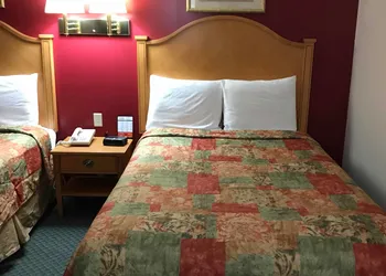 Cadillac Inn hotel thumbnail 5