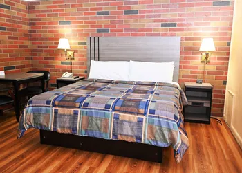 Fellows Creek Lodge hotel thumbnail 6