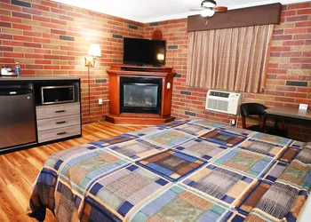Fellows Creek Lodge hotel thumbnail 7