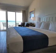 Pointes North Beachfront Hotel – 2 Person Spa Tub Studios hotel detail image 4