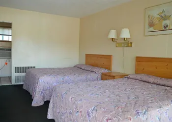 Budget Inn hotel thumbnail 3