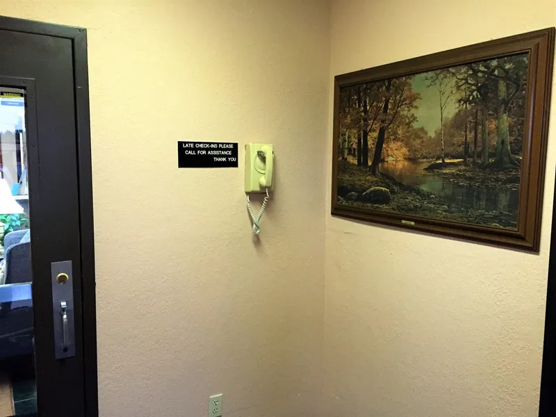 Travelodge by Wyndham Redwood Falls hotel detail image 2