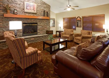 AmericInn by Wyndham Thief River Falls hotel thumbnail 2