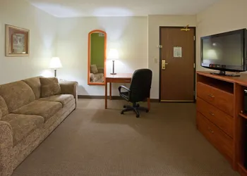 AmericInn by Wyndham Thief River Falls hotel thumbnail 7