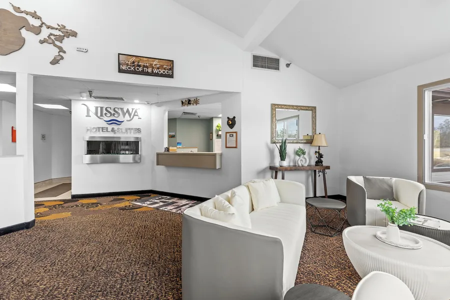 Nisswa Hotel and Suites hotel detail image 6
