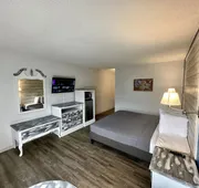 Ozark Inn & Suites hotel detail image 3