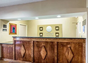 Comfort Inn & Suites - Hannibal hotel thumbnail 4