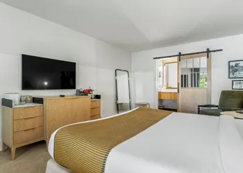 Gulf Hills Hotel & Resort hotel thumbnail 6
