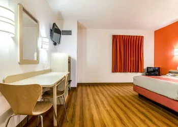 Motel 6 Kearney, NE hotel thumbnail 6