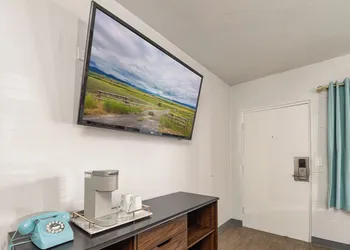 Bel Aire Motel hotel thumbnail 2