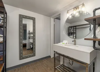 Bel Aire Motel hotel thumbnail 7