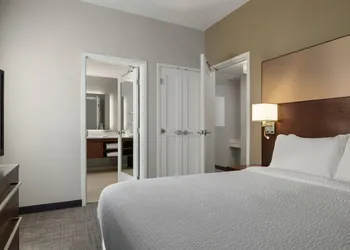 Residence Inn by Marriott Omaha Downtown/Old Market Area hotel thumbnail 7