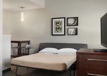 Residence Inn by Marriott Omaha Downtown/Old Market Area hotel thumbnail 8