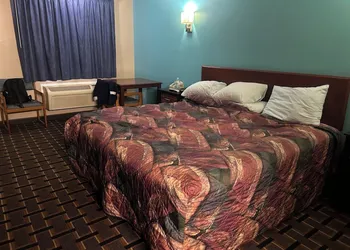 Crete Inn by Capital O Near Lincoln hotel thumbnail 8