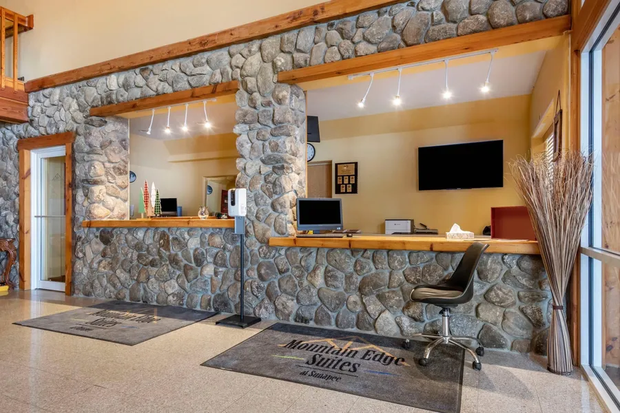 Mountain Edge Suites at Sunapee, an Ascend Collection Hotel hotel detail image 2