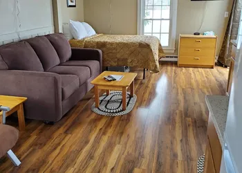 The Windrifter Resort hotel thumbnail 6