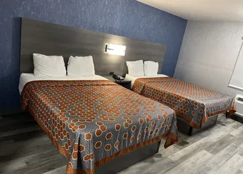 The Wayne Inn hotel thumbnail 3