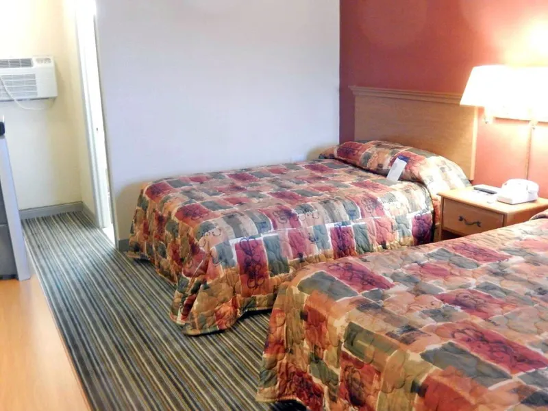 Scottish Inns and Suites - Bordentown hotel detail image 6