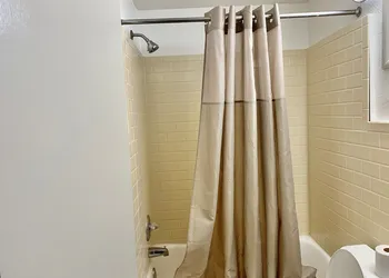 Scottish Inns and Suites - Bordentown hotel thumbnail 7