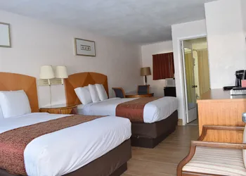 Blue Water Motel hotel thumbnail 2