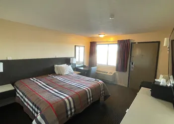 Regal Motel in Las Vegas, New Mexico hotel thumbnail 4