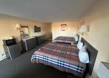 Regal Motel in Las Vegas, New Mexico hotel thumbnail 5