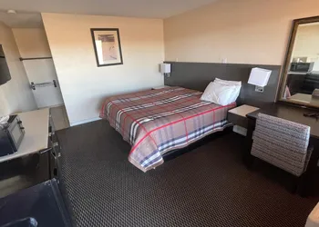 Regal Motel in Las Vegas, New Mexico hotel thumbnail 6