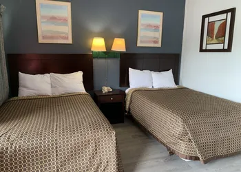 Express Inn hotel thumbnail 7