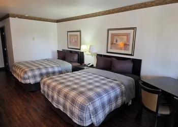 American Inn & Suites hotel thumbnail 2