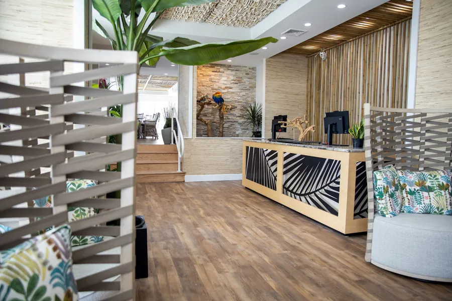 Mahalo Diamond Beach hotel detail image 2